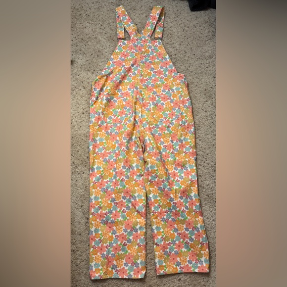 Cutest floral overalls EVER. boutique purchase. Straight leg. - Picture 2 of 6